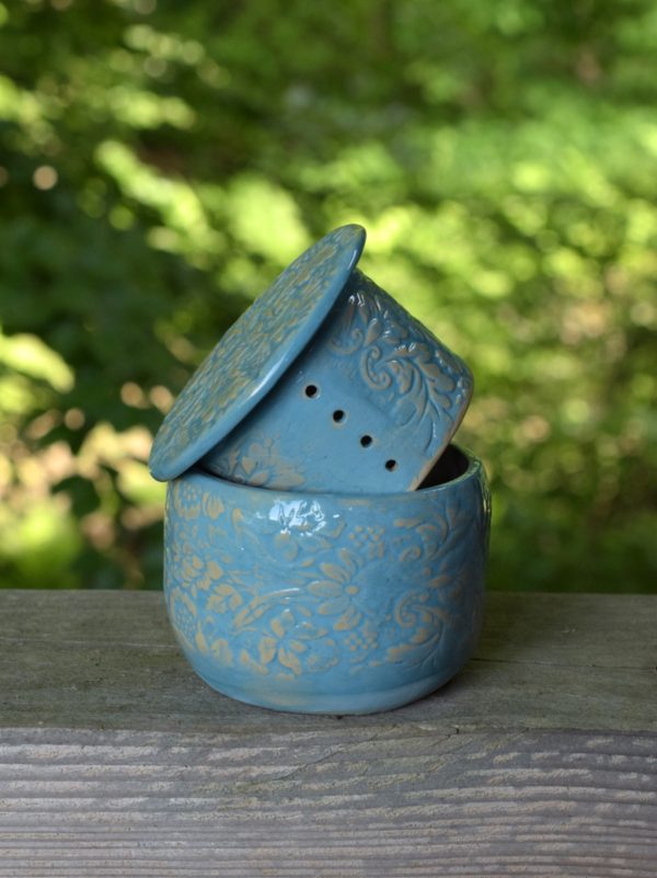 Maselniczka wodna (French butter dish) . - obrazek 5