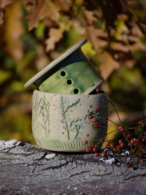 Maselniczka wodna „Z Łąki”. (French butter dish) - obrazek 6