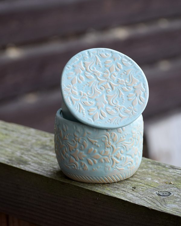 Szałwiowa maselniczka wodna francuska (French butter dish). - obrazek 2