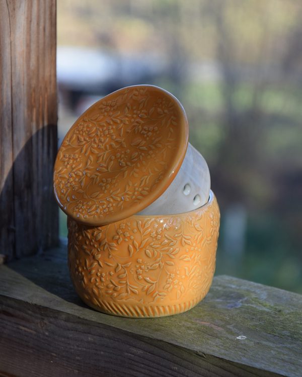 Pomarańczowa maselniczka wodna francuska (French butter dish). - obrazek 4