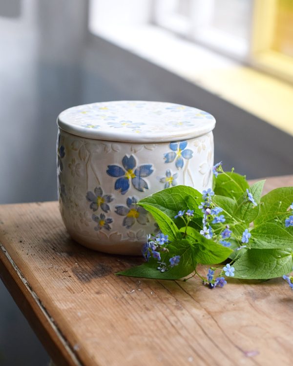 Maselniczka wodna francuska (French butter dish) „Z Niezapominajkami”. - obrazek 7