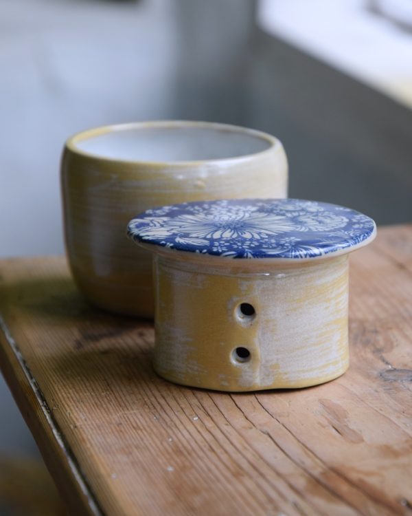 Maselniczka wodna francuska (French butter dish). - obrazek 2